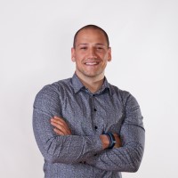 dr. Armin Paravlić